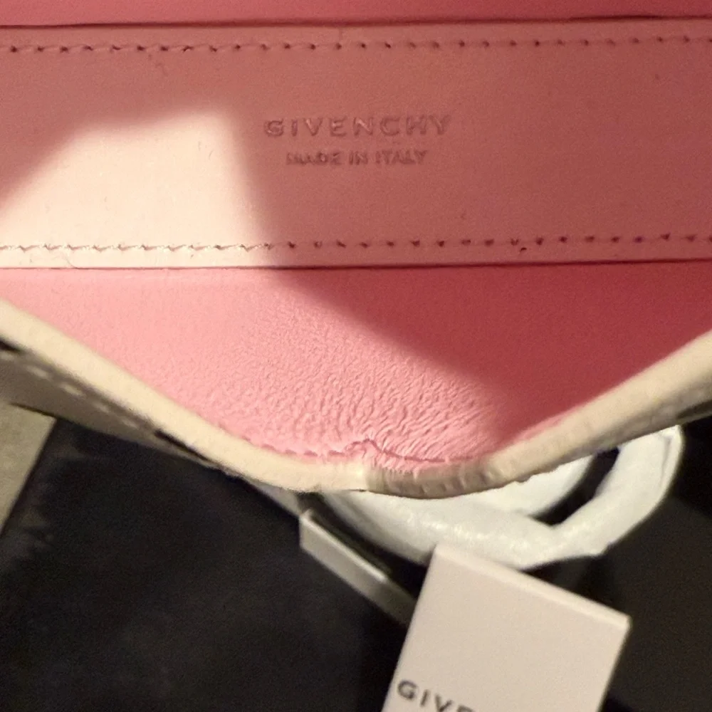 Givenchy cut out micro bag X Disney - Picture 5 of 8